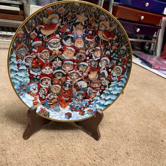 Santa Claws Plate - Picture 1 of 3